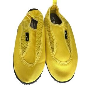 Wave‎ Runner Water Shoes